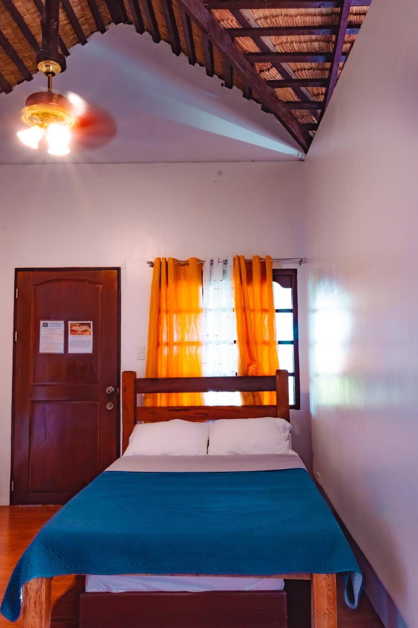 Marqis Sunrise Sunset Resort And Spa Baclayon Rum bild